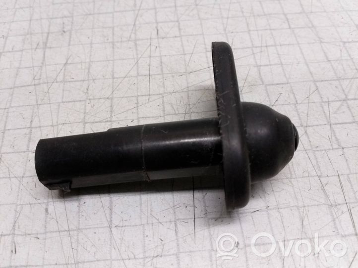 Opel Vectra B Aizmugurē durvju atvēršanas / aizvēršanas sensors 90504150