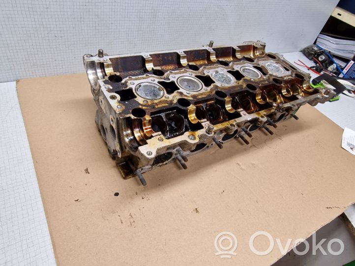 Volvo V70 Testata motore 1001837005