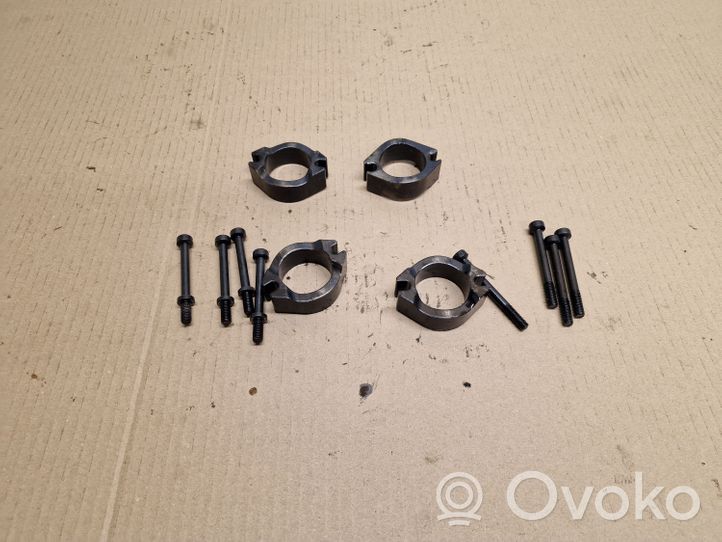 Subaru Outback Support de pince d'injecteur de carburant 