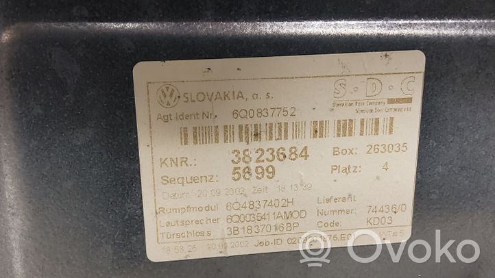 Volkswagen Polo Meccanismo di sollevamento del finestrino anteriore senza motorino 6Q0837752