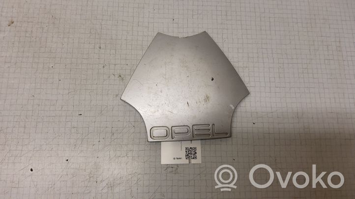 Opel Kadett E Borchia ruota originale 90127679