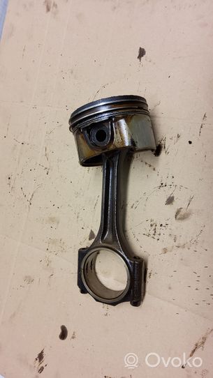 Audi 100 S4 C4 Piston 