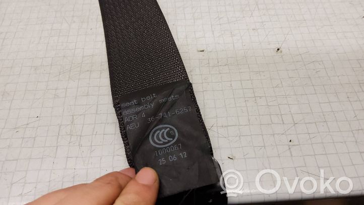 Opel Zafira B Third row seat belt 13296223