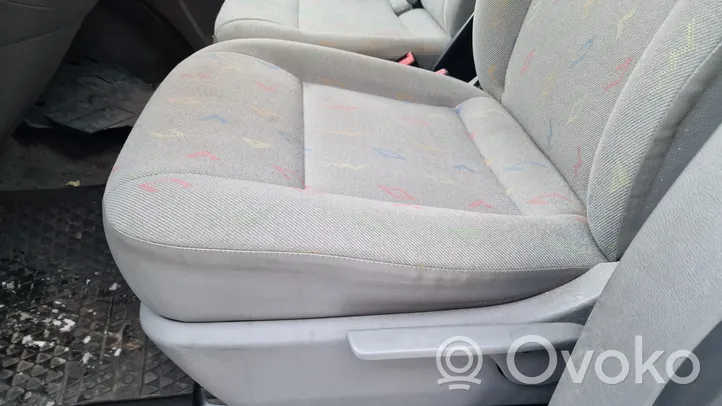 Volkswagen Transporter - Caravelle T5 Asiento delantero del conductor 