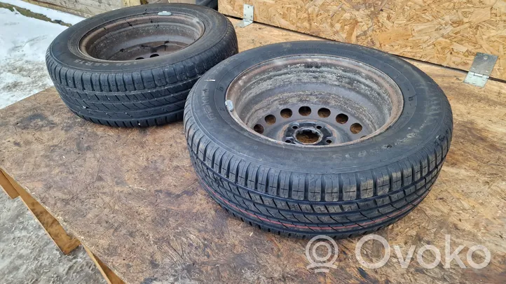 Volkswagen Caddy R15 summer tire 2K0601027