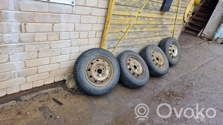 Fiat Ducato R15 winter/snow tires with studs KBA43816