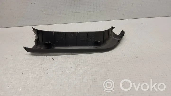 Toyota Verso Garniture panneau latérale du coffre 679370F020