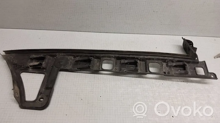 Volkswagen PASSAT B6 Staffa di rinforzo montaggio del paraurti posteriore 3C5807393