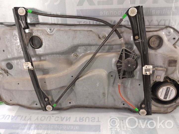 Volkswagen Golf IV Alzacristalli della portiera anteriore con motorino 1J3837730N