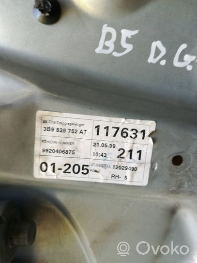 Volkswagen PASSAT B5 Elektryczny podnośnik szyby drzwi tylnych 3B9839752AT