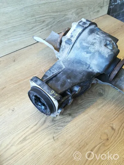 Volkswagen PASSAT B5.5 Rear differential 