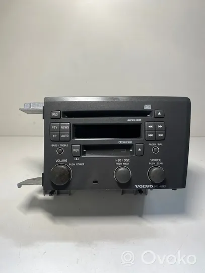 Volvo XC70 Panel / Radioodtwarzacz CD/DVD/GPS 86511521