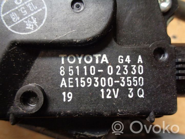 Toyota Auris E180 Balai d'essuie-glace avant 8511002330