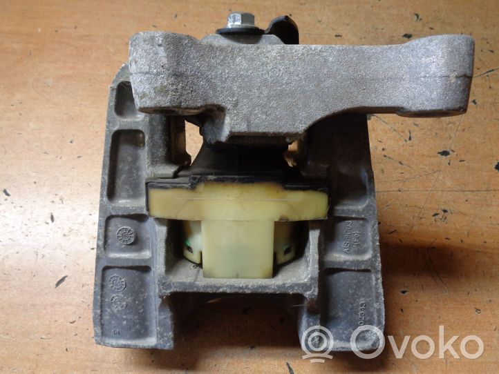 Ford Ka Supporto di montaggio del motore 326F04B