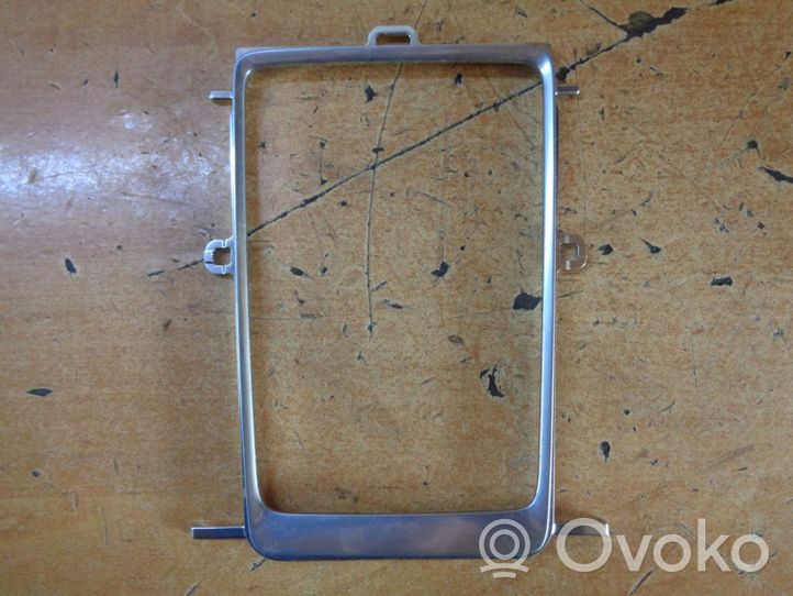 Volvo V60 Rivestimento freno a mano 31267052