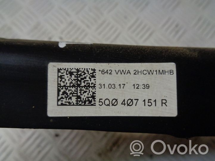 Volkswagen Golf Sportsvan Dolny wahacz przedni 5Q0407151R