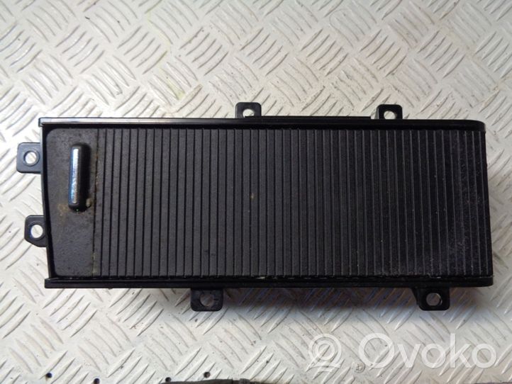 KIA Ceed Becherhalter Getränkehalter Cupholder vorne 84625A2800