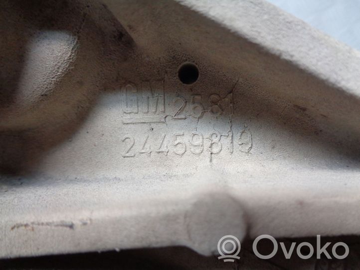 Opel Meriva B Pavarų dėžės tvirtinimo kronšteinas 24459819
