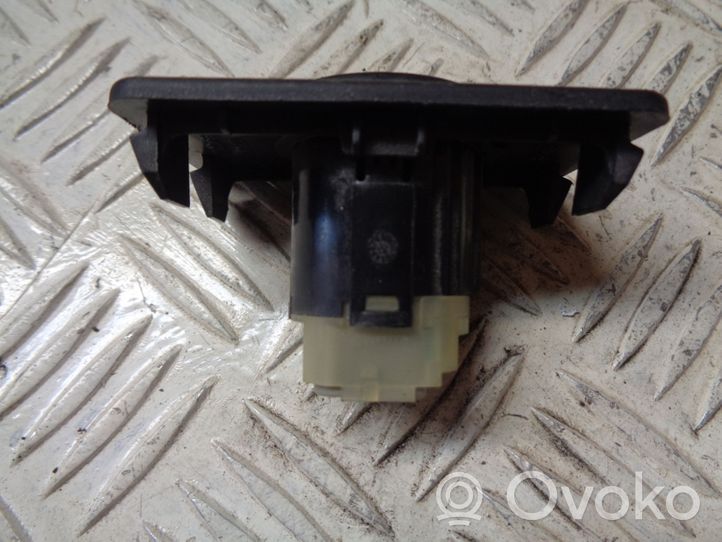 Nissan Note (E12) USB savienotājs 684403VU1A