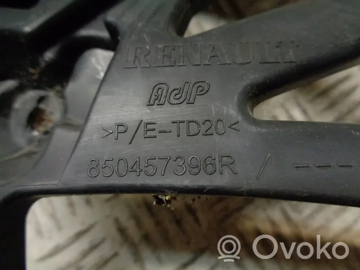 Renault Twingo III Uchwyt / Mocowanie zderzaka tylnego 850457396R