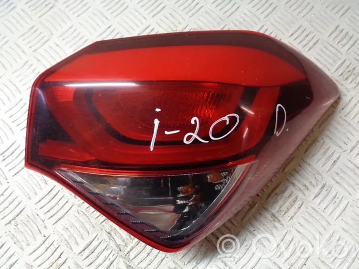 Hyundai i20 (GB IB) Lampa tylna 92402C8000