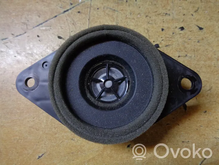 Toyota RAV 4 (XA40) Lautsprecher Armaturenbrett Cockpit 8616052340