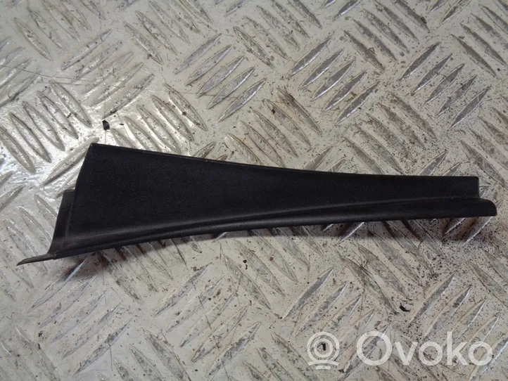 Nissan Qashqai+2 Windshield trim 66894JD00A