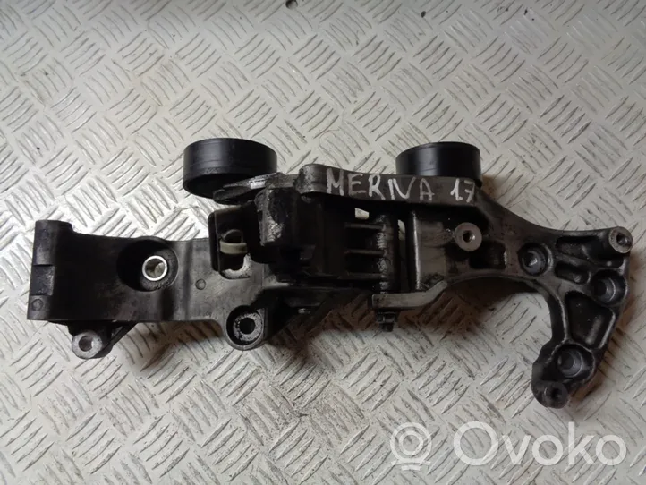 Opel Meriva B Mocowanie alternatora 