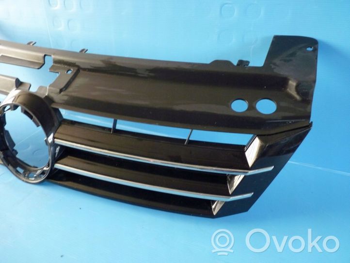 Volkswagen Sharan Front bumper upper radiator grill 7n0853653b