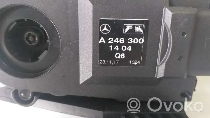 Mercedes-Benz A W176 Pedale dell’acceleratore 2463001404