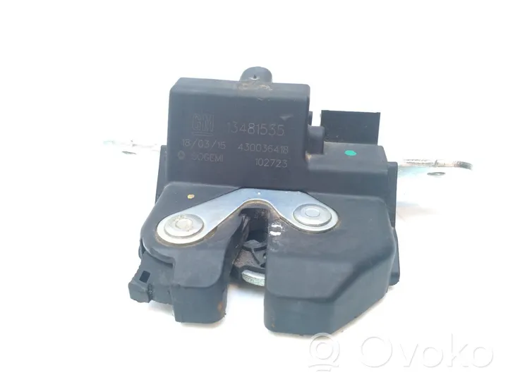 Opel Corsa E Tailgate lock latch 13481535