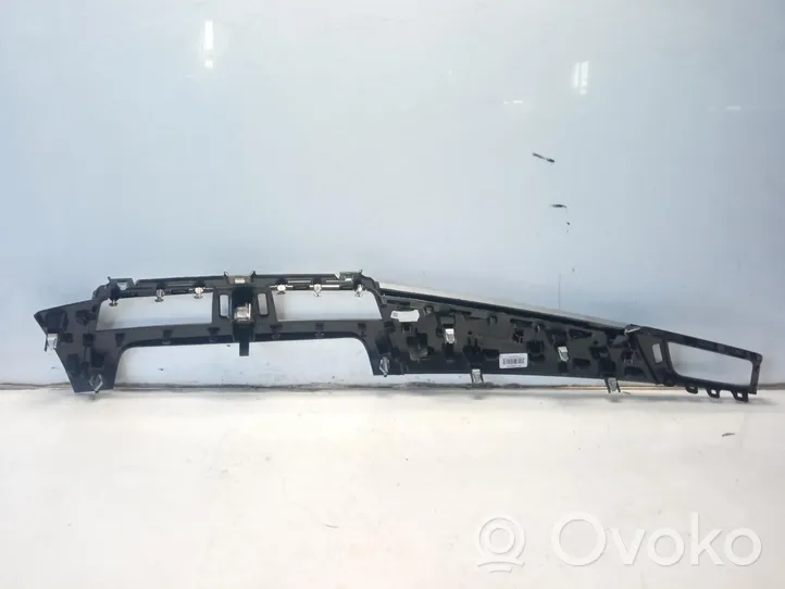 BMW 2 F46 Moulure 931738206