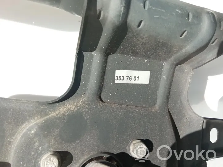 Iveco Daily 3rd gen Tiranti e motorino del tergicristallo anteriore 504085685