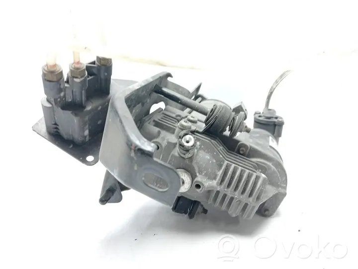 Renault Clio IV Compressore sospensioni pneumatiche A2513201004