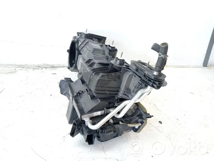 Chrysler 300 - 300C Salono oro mazgo plastikinis korpusas 5061585AA