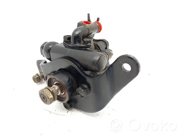 Nissan Terrano Ohjaustehostimen pumppu 87174028