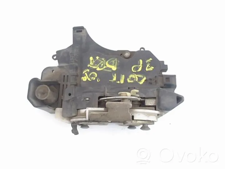 Mitsubishi Colt Moteur de verrouillage porte avant 