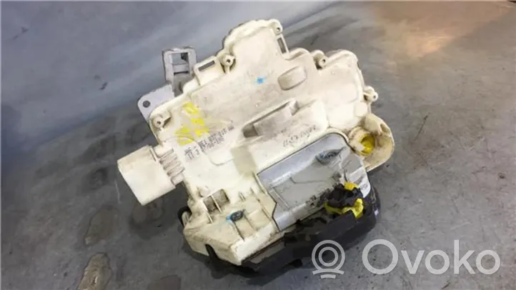 Audi A4 S4 B7 8E 8H Motorino serratura porta anteriore 8E1837016AA