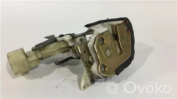 Toyota Yaris Moteur de verrouillage porte avant 030407