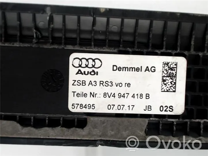 Audi RS3 Apdaila priekinių durų (moldingas) 8V4947418B