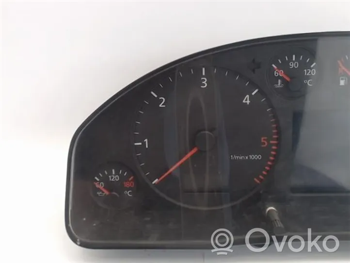 Audi A6 S6 C5 4B Compteur de vitesse tableau de bord 4B0920931B