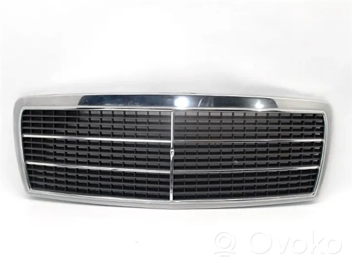 Mercedes-Benz 190 W201 Front grill 2028880023