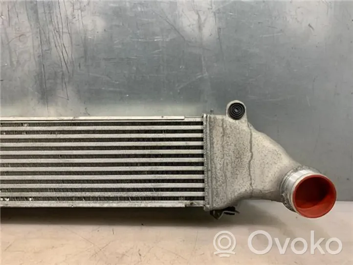 Audi RS3 Välijäähdyttimen jäähdytin 8V0145803A