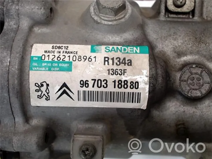 Peugeot 207 Compressore aria condizionata (A/C) (pompa) 9670318880