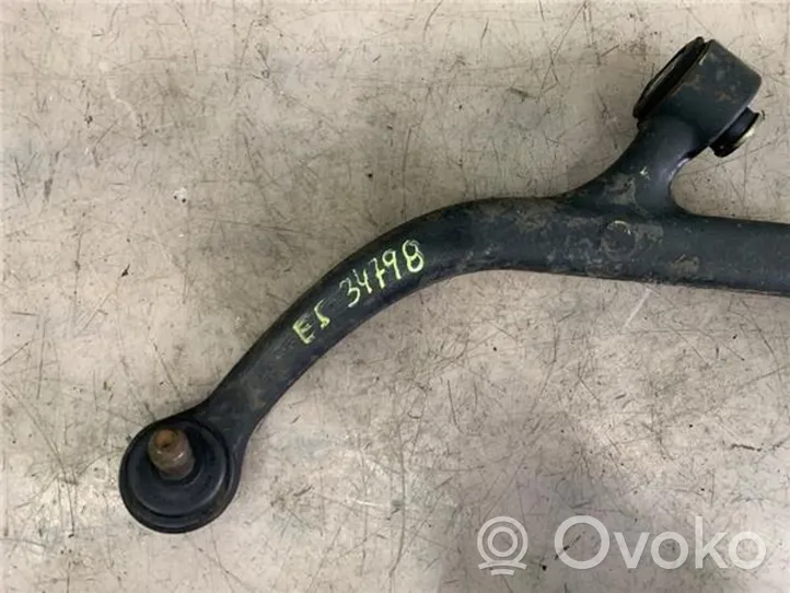 Peugeot 106 Braccio di controllo sospensione anteriore 352092