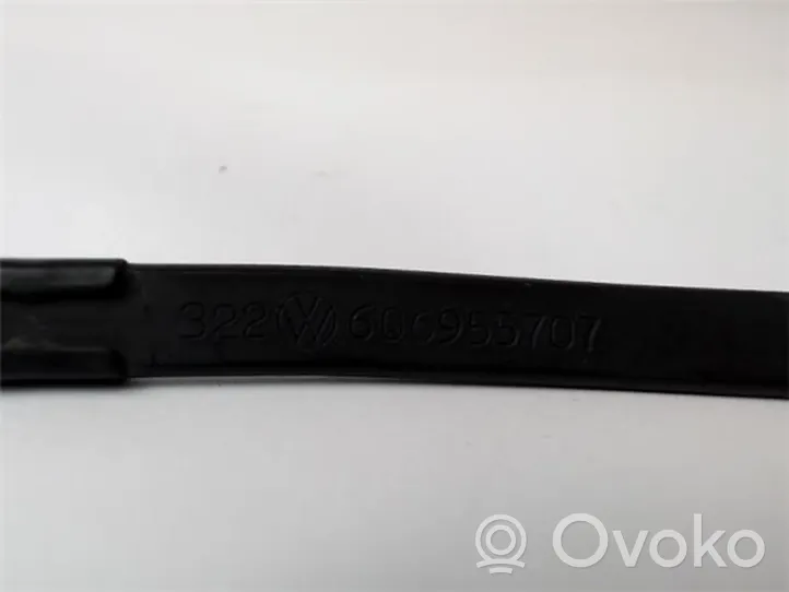 Volkswagen Polo IV 9N3 Rear wiper blade arm 606955707