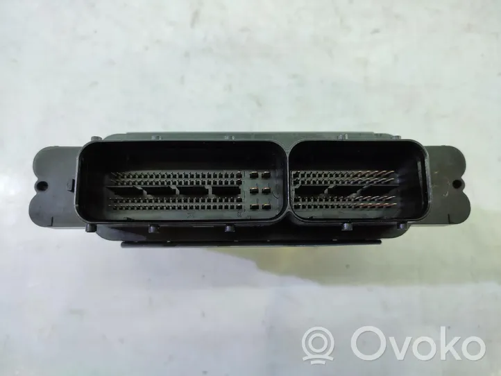 Audi Q3 F3 Unité de commande, module ECU de moteur 04E907309AD