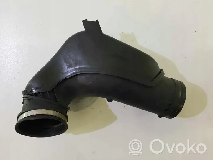 BMW 1 F20 F21 Parte del condotto di aspirazione dell'aria 7605045-04