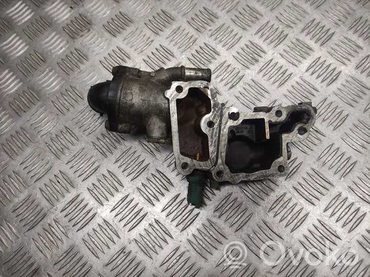 Peugeot 307 Tuyau de liquide de refroidissement moteur 963470580