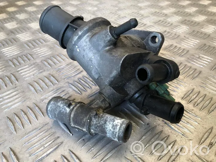 Fiat Punto (199) Termostat / Obudowa termostatu 102847